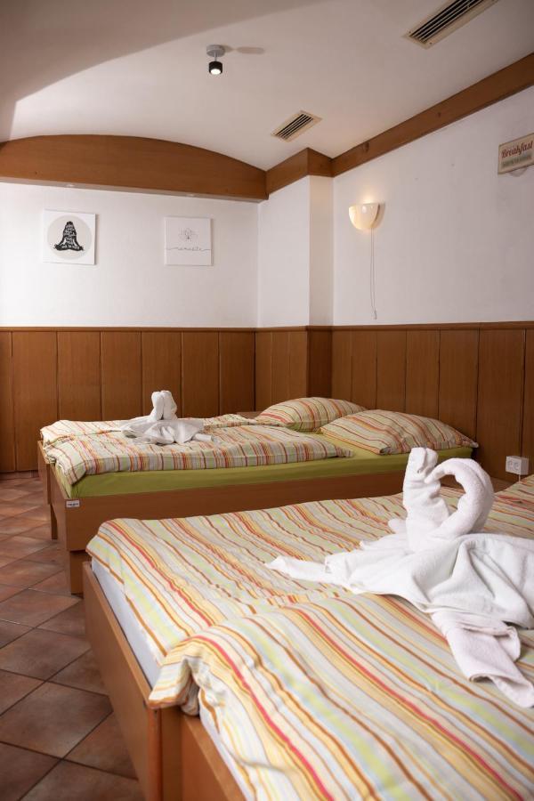 Apartma-Studio Ajdna Zirovnica Bagian luar foto