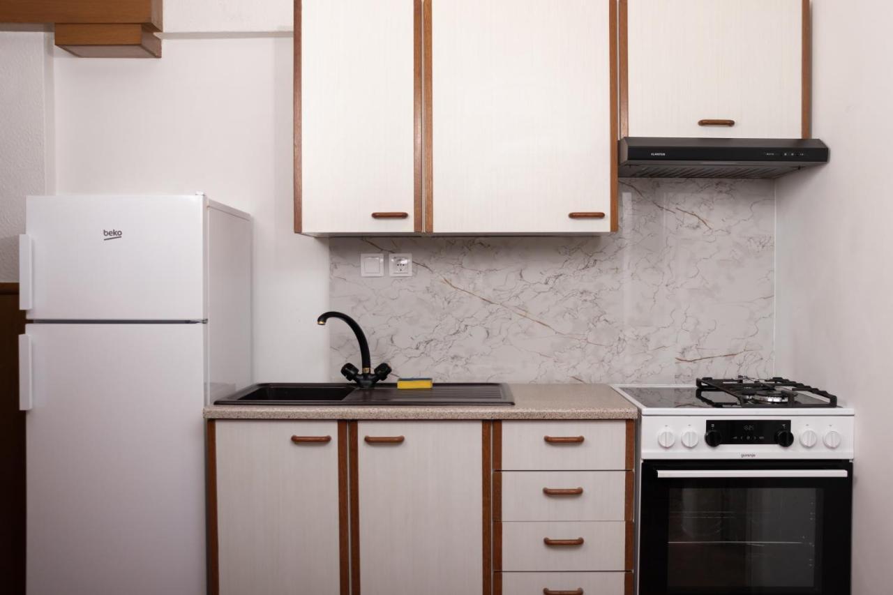 Apartma-Studio Ajdna Zirovnica Bagian luar foto