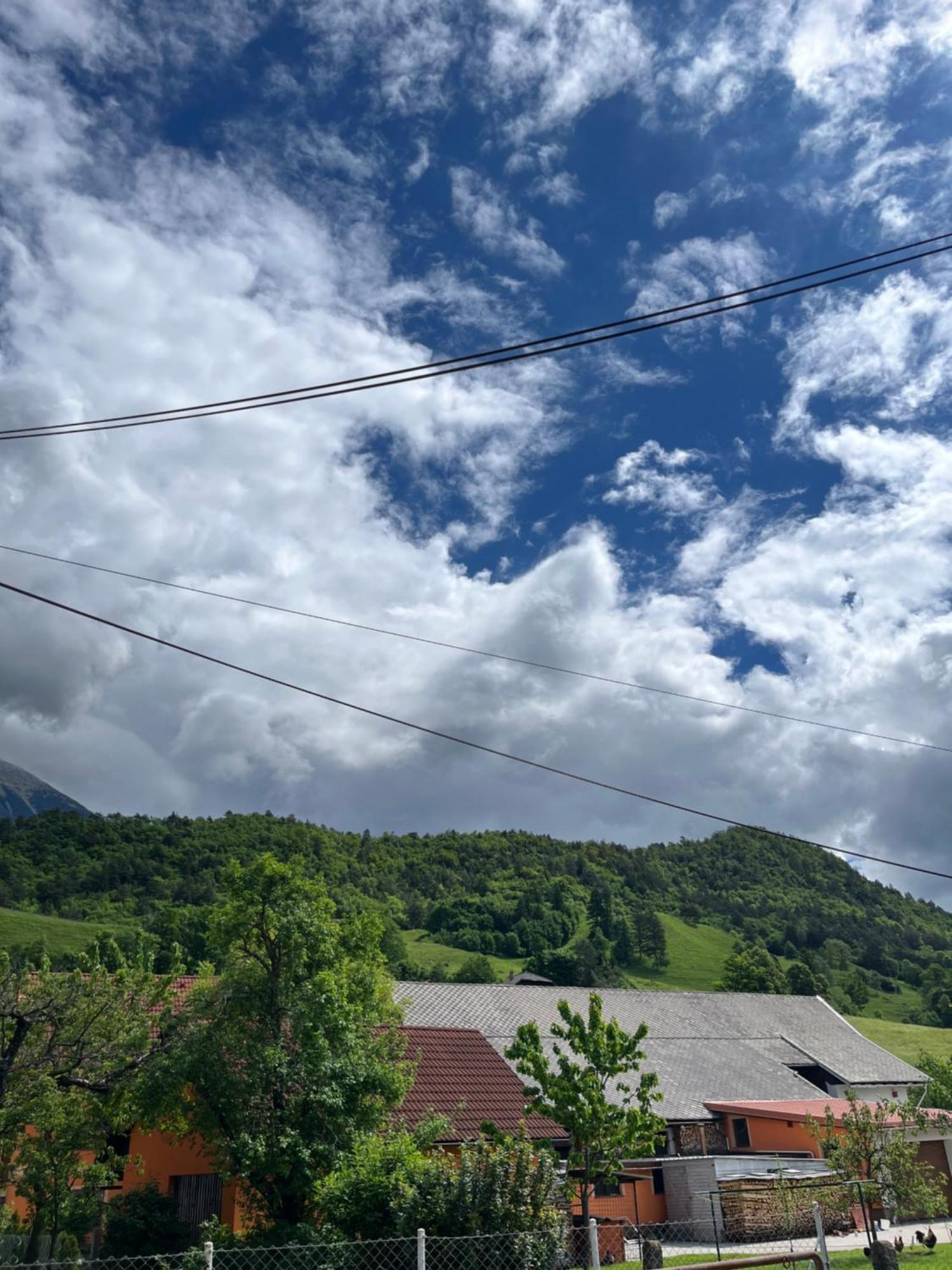 Apartma-Studio Ajdna Zirovnica Bagian luar foto
